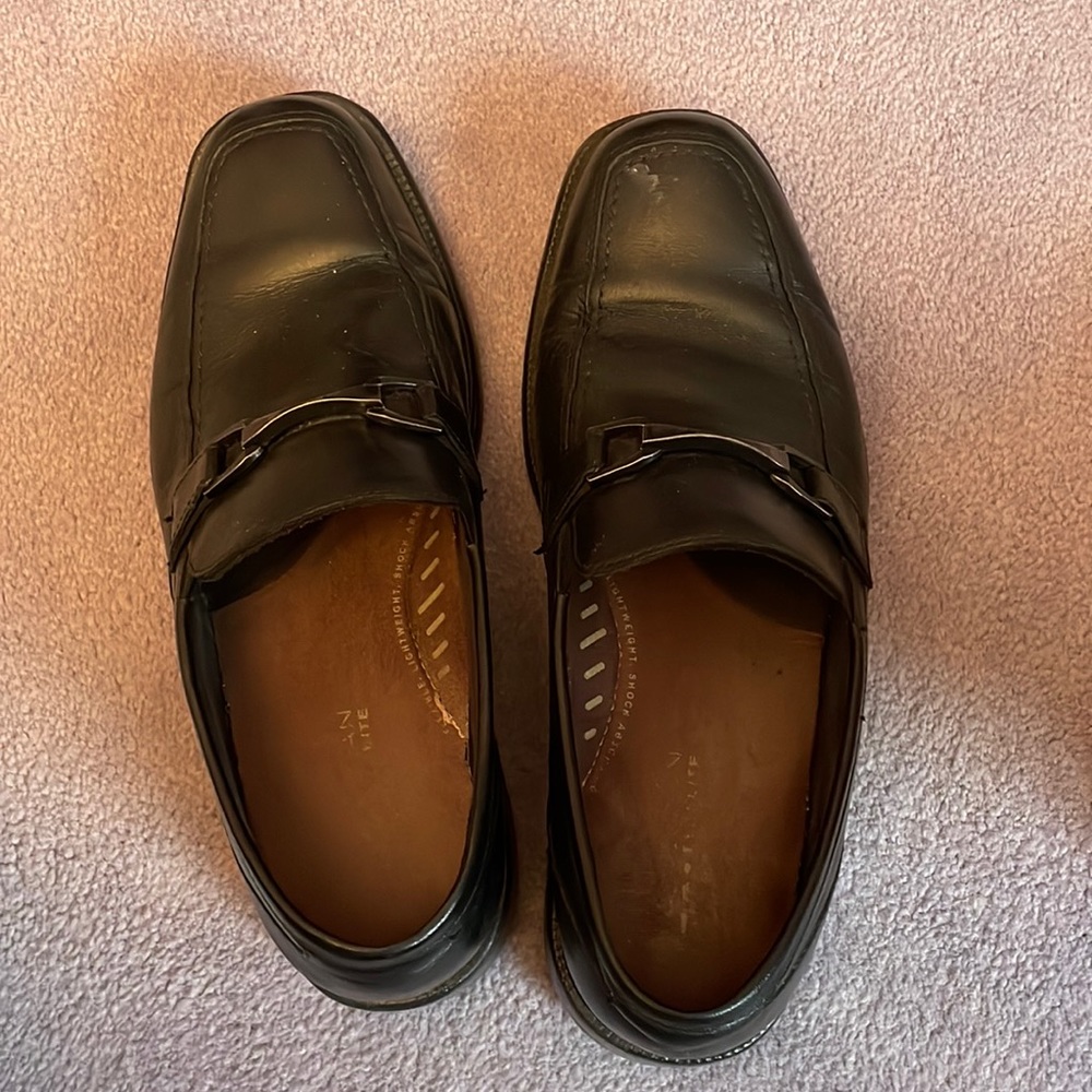 Black leather dress loafer 91/2 m